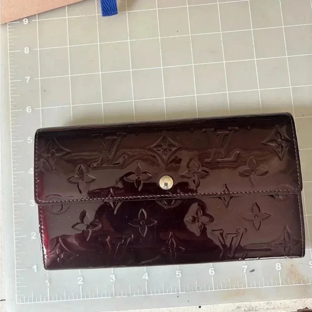 Louis Vuitton Vernis Sarah wallet- Full inclusion with dust bag, box & ribbon - Picture 6 of 14